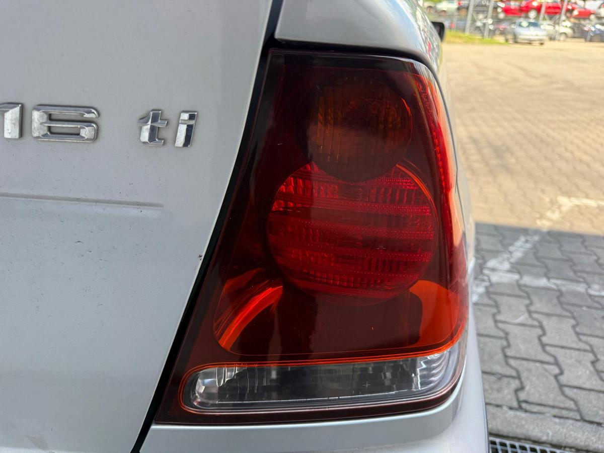 BMW E46 Compact original Rücklicht Rückleuchte rechts Facelift BJ04